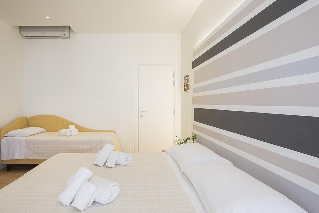 Hotel Pacific Cattolica Exteriör bild